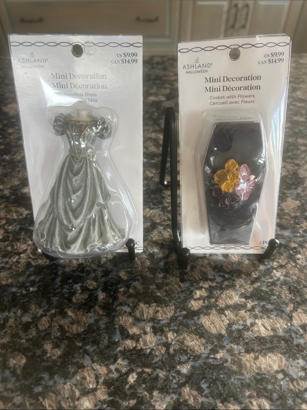 ASHLAND ASSORTED MINI DECORATION LOT OF 2 NWT